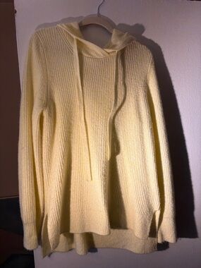 GAP Women's Pale Yellow Hooded Crew Sweater